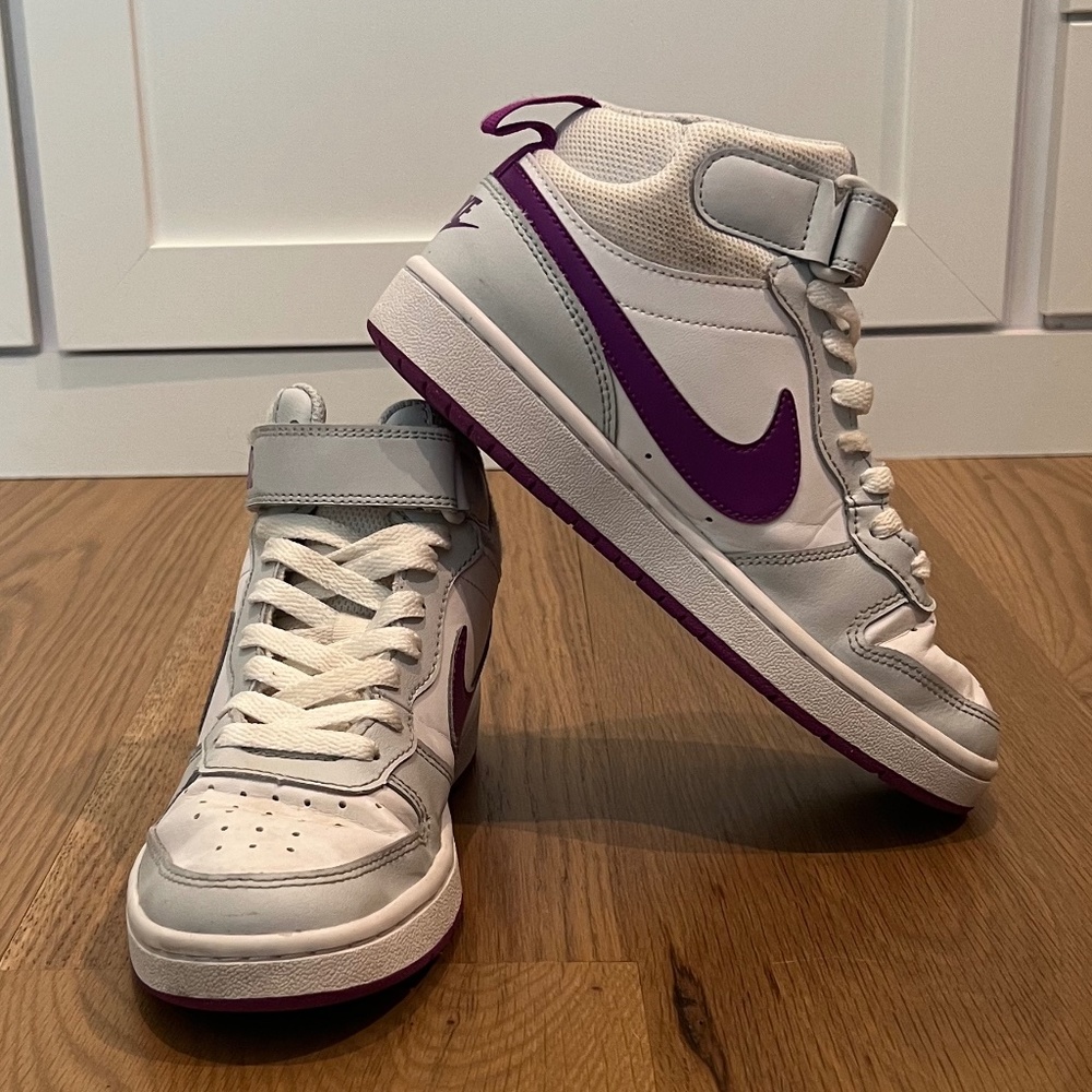 Nike Kids' Grade School Court Borough Mid 2 - 4Y